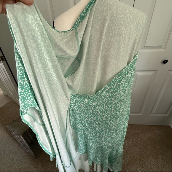 Lands' End Women’s Green Floral Midi wrap Dress Cool short sleeves Boho L/P - Picture 10 of 12